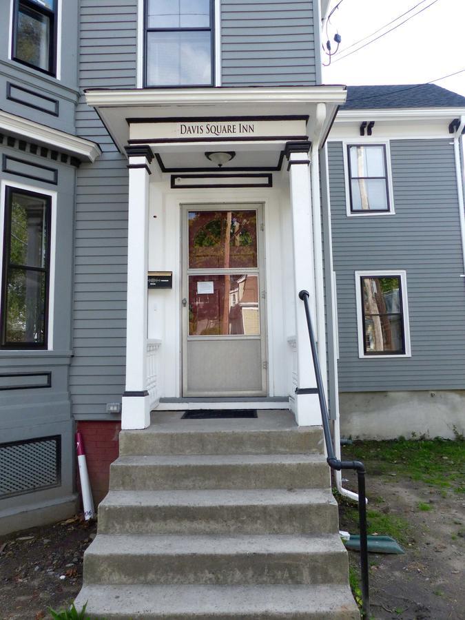 Davis Square Inn Сомервилл Экстерьер фото